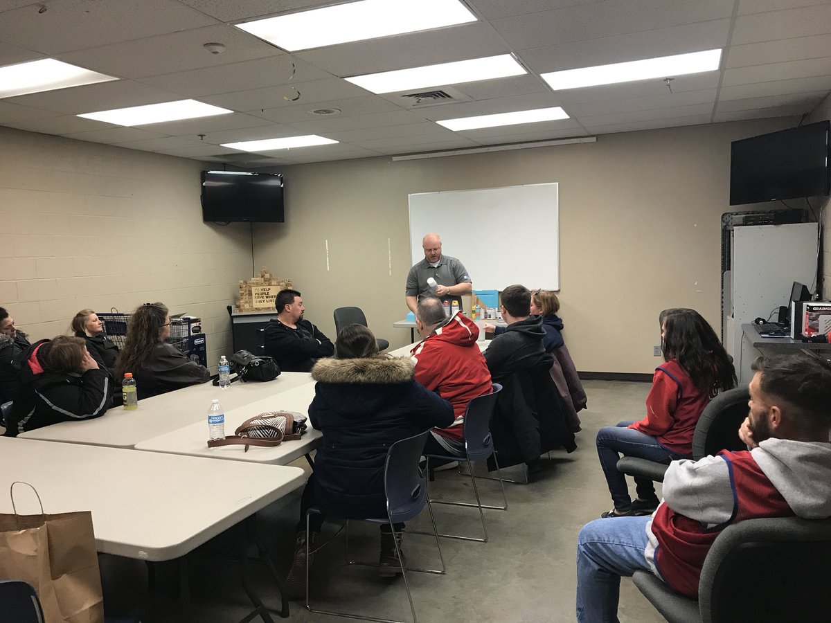 Lots of spray paint information being shared right now! @HR4Connected