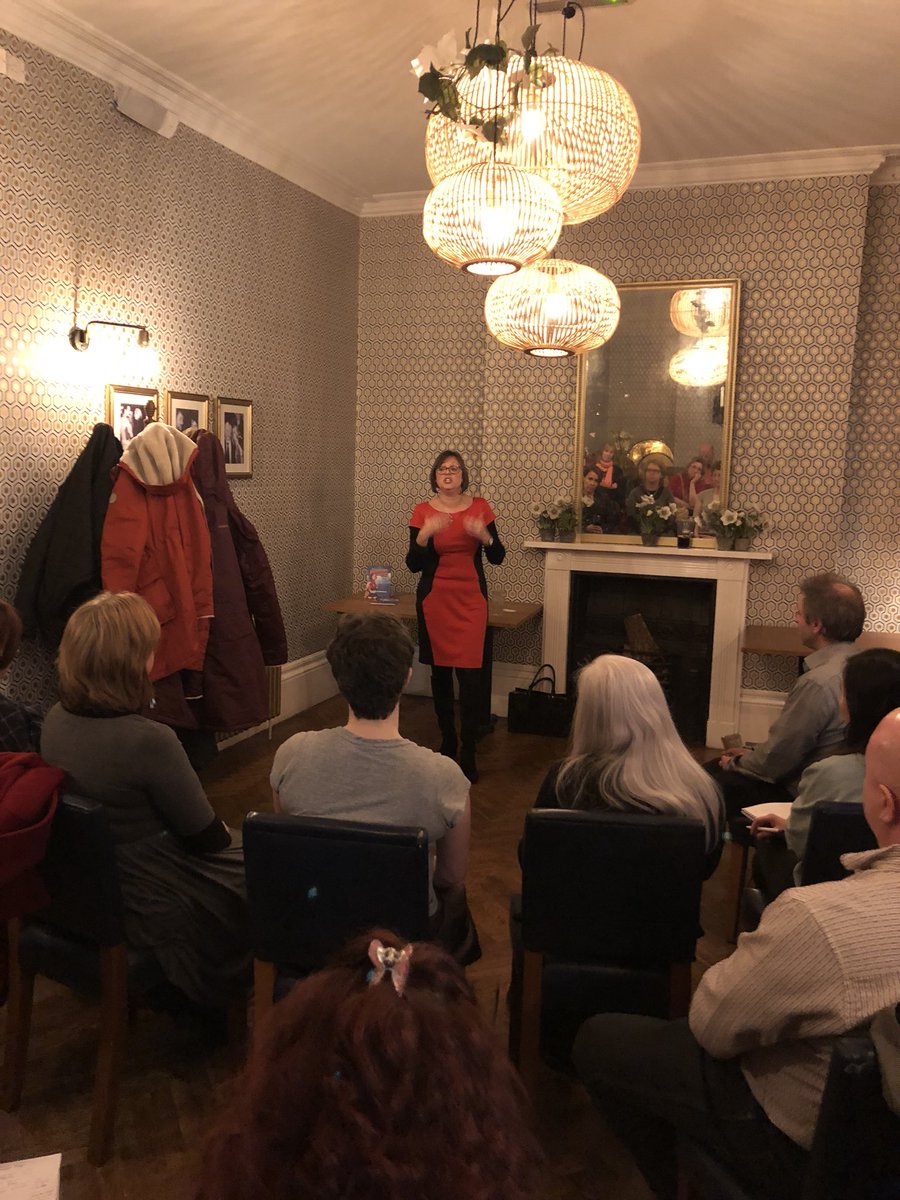 steadshell's tweet image. Listening to @SarahWindrum at #leamingtonhourlive @LeamingtonHour #leamingtonhour