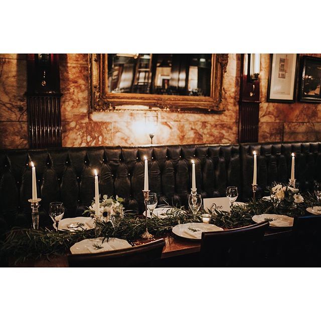 These cold nights call for cosy pub corners and candle light. 
Photography by @evaphotographylondon styling by @occasion.queens stationery by @dimitriajordan cake by @butter_beautiful #weddingflowers #londonwedding #pubwedding #eucalyptus #londonweddingf… ift.tt/2EQgaEX