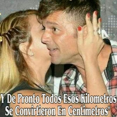 DesquiLore's tweet photo. @ricky_martin Esta imagen es un gran recuerdo para mi ❤. Totalmente reales tus palabras. Hay que intentarlo que si se puede ❤ https://t.co/P7dtuh0Miw
