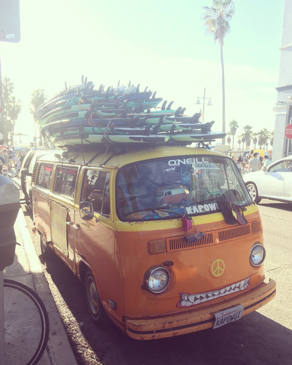 WardAndFifth's tweet photo. Not sure it gets more LA than this. #california #losangeles #beach #venice https://t.co/ZTbA7EoPYz