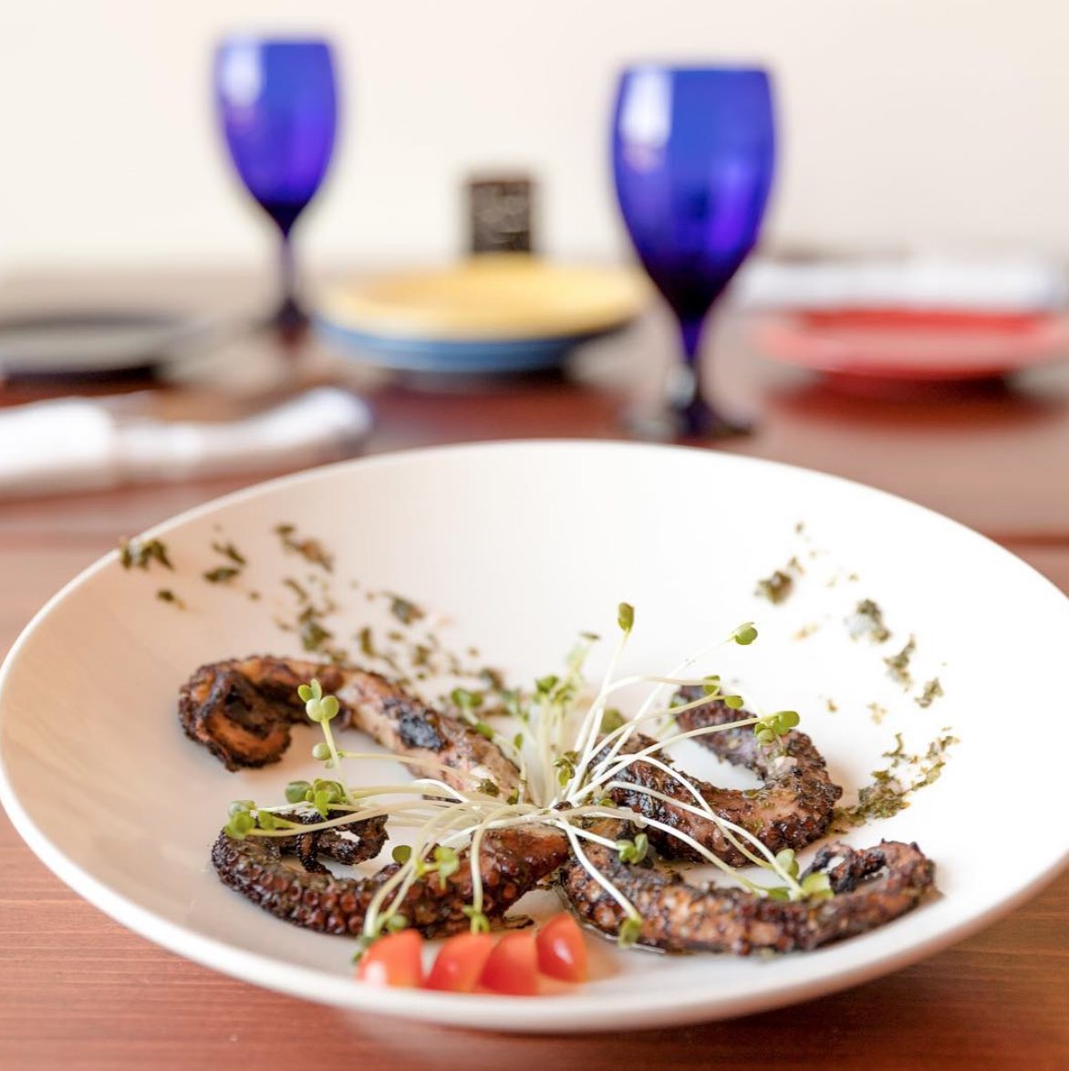 Get tangled up in our delicious pulpi al chiminichurri dish. 😋🍴