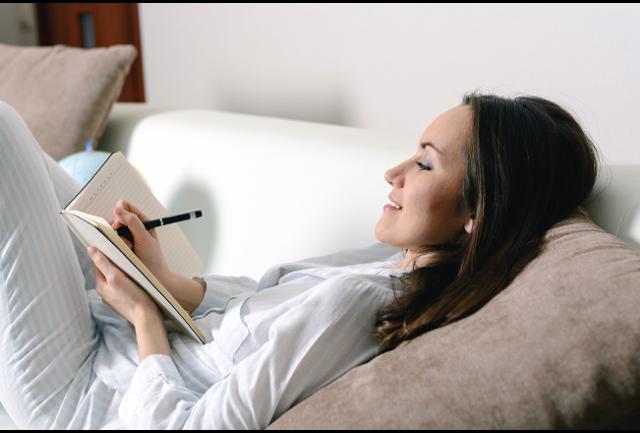 cloudcapture7's tweet image. Did you know that your To-Do list can actually help you sleep? It&apos;s crazy, but true! Anyone else make lists before bed? #justaddsleep
 pbynd.co/chmvq