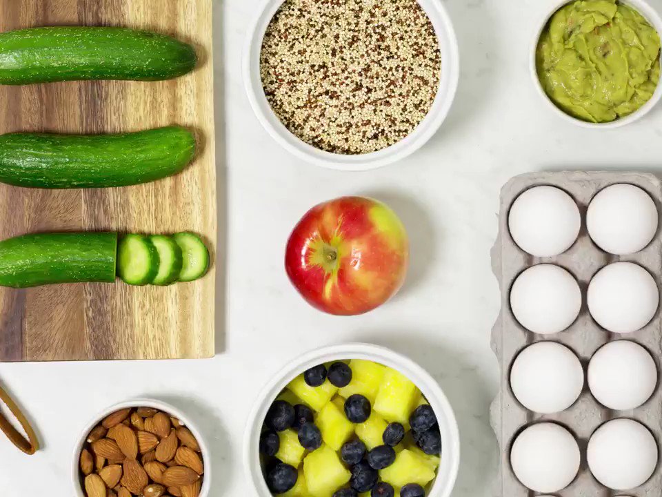 cloudcapture7's tweet image. Become your healthiest you this year. We&apos;re starting with better sleep and a well-balanced diet. What are your 2018 goals? #JustAddSleep