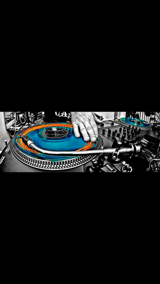BabylonBar1's tweet photo. Vuelve DJ KUSTOM- ROCK EN VINILOS! - DAMAS TRAGOS GRATIS. VIERNES 19 DE ENERO! SE REPITE LA FIESTA! NO FALTES! https://t.co/b2emIdeea1
