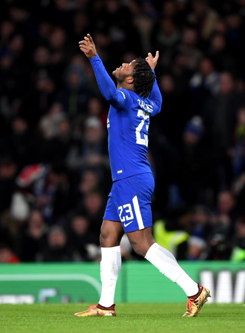 View image on Twitter