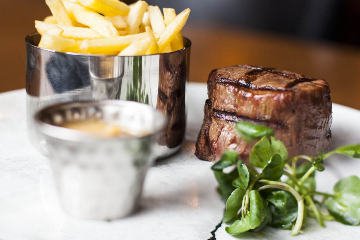 DublinHour's tweet photo. Please follow our sponsor! @brasseriesixty6 #DublinHour #BrasserieSixty6 https://t.co/t38SzmZdzi