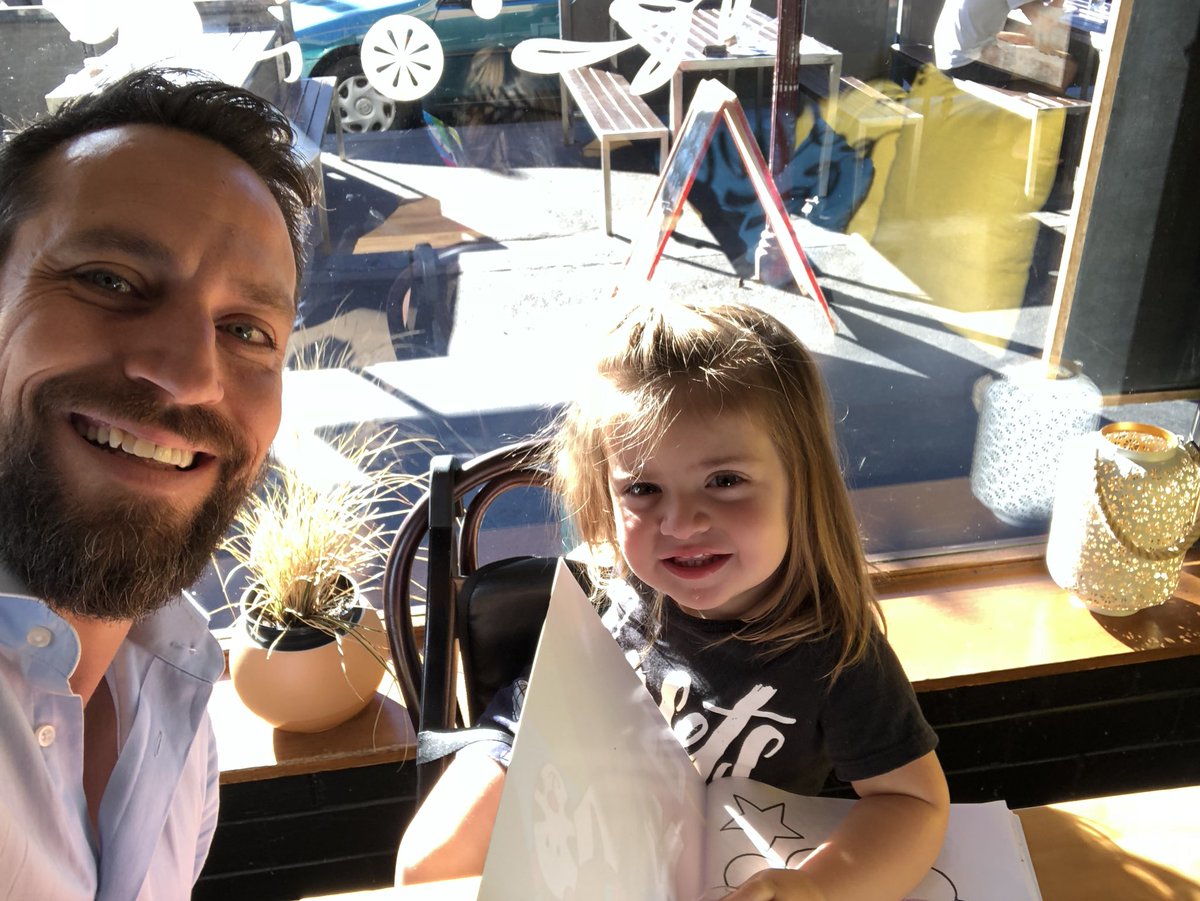 rfranco777's tweet photo. Executive coffee meeting... working anywhere #access4 #remotework https://t.co/4oC1eLz3WG
