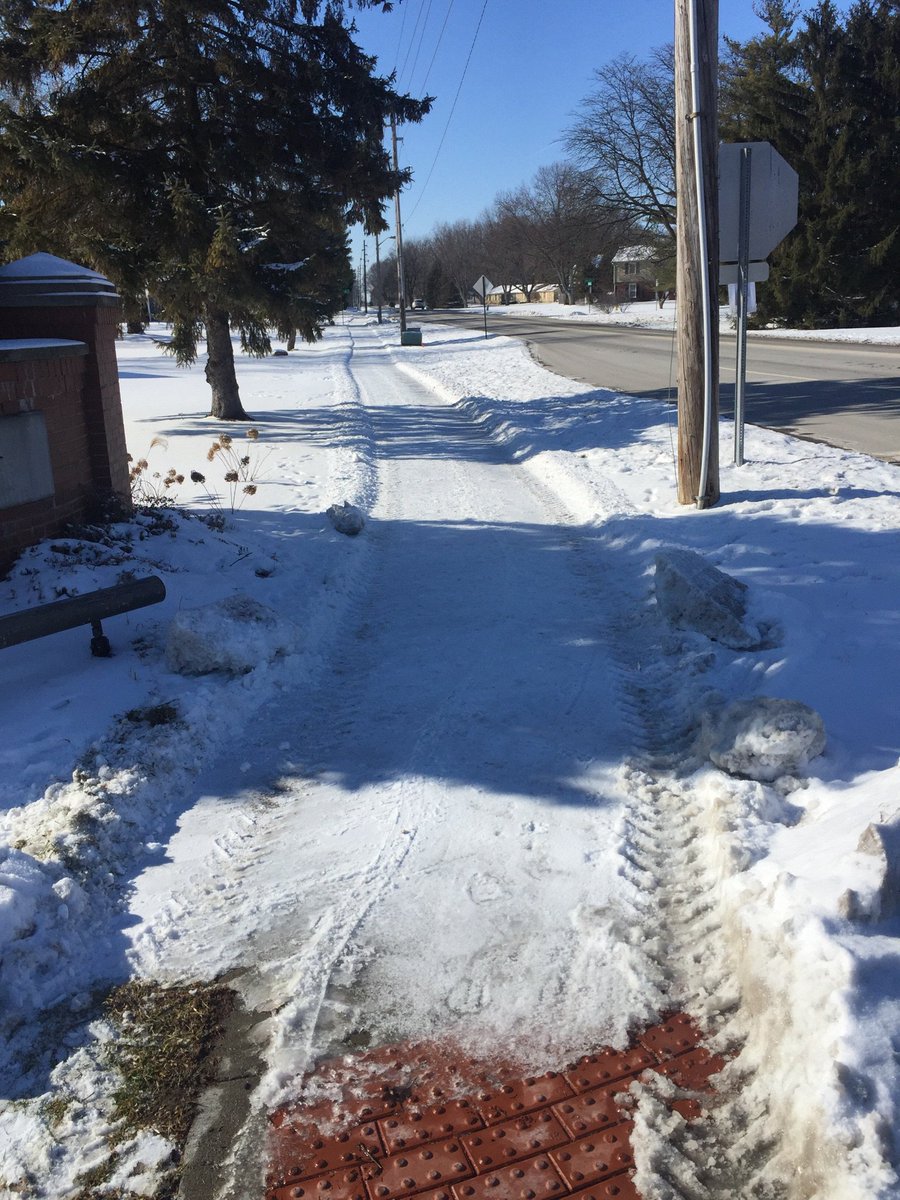 CarmelBruce's tweet photo. Residents do walk (and other uses) in the winter. The second round of a pilot project to clear 42 miles of “multi use paths” was completed today.#CarmelIN @CITYOFCARMELIN #Walkablity #LiveWorkPlay https://t.co/0SUyM3pTQA