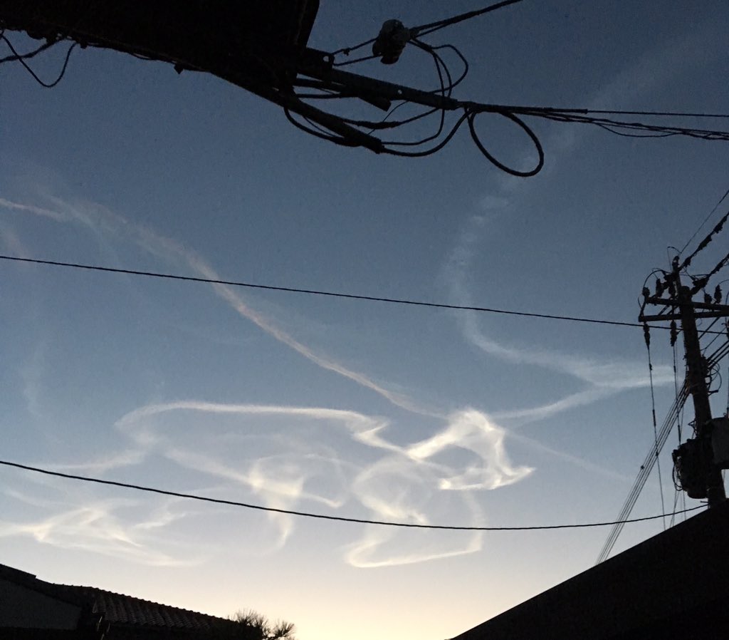 【鹿児島】2018年1月18日発射のイプシロン3号機の影響で「ロケット雲」出現!各地で確認され話題に (3ページ目) Togetter