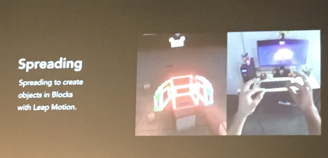 CaitlinKrause_'s tweet image. Design will be more contextual and personal in #AR experience #Labanotation #ARinAction #spatialtrajectory @MattiaCantoni