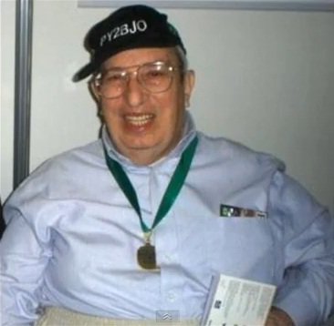 AMSAT's tweet image. Junior Torres De Castro, PY2BJO, has passed away. Junior was the heart of the Dove-OSCAR 17 satellite, and former president of LABRE. More info at forums.qrz.com/index.php?thre…