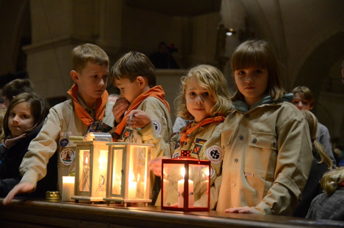 Die #Pfadfinder erhalten in diesem Jahr den Internationalen Preis des Westfälischen Friedens. Glückwunsch und Gut Pfad! @DPSGDVMS @DPSG <a href="/rdprdp/">Gut Pfad</a> <a href="/VCP_de/">VCP.de</a> <a href="/pfadfinden/">BdP</a> @friedenslicht <a href="/worldscouting/">World Scouting</a> @wagggs_world wirtschaftliche-gesellschaft.de/jugendpreistra…