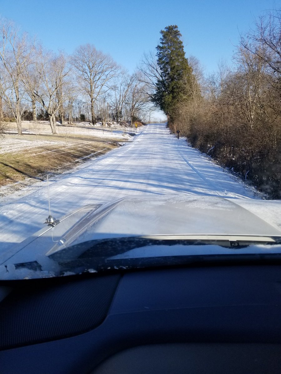 MCPSBuses's tweet photo. This afternoons back roads in Maury County. Many places are slicker than yesterday. @MCPSBuses reminds everyone to be careful and stay safe. https://t.co/vIzMnDasvI