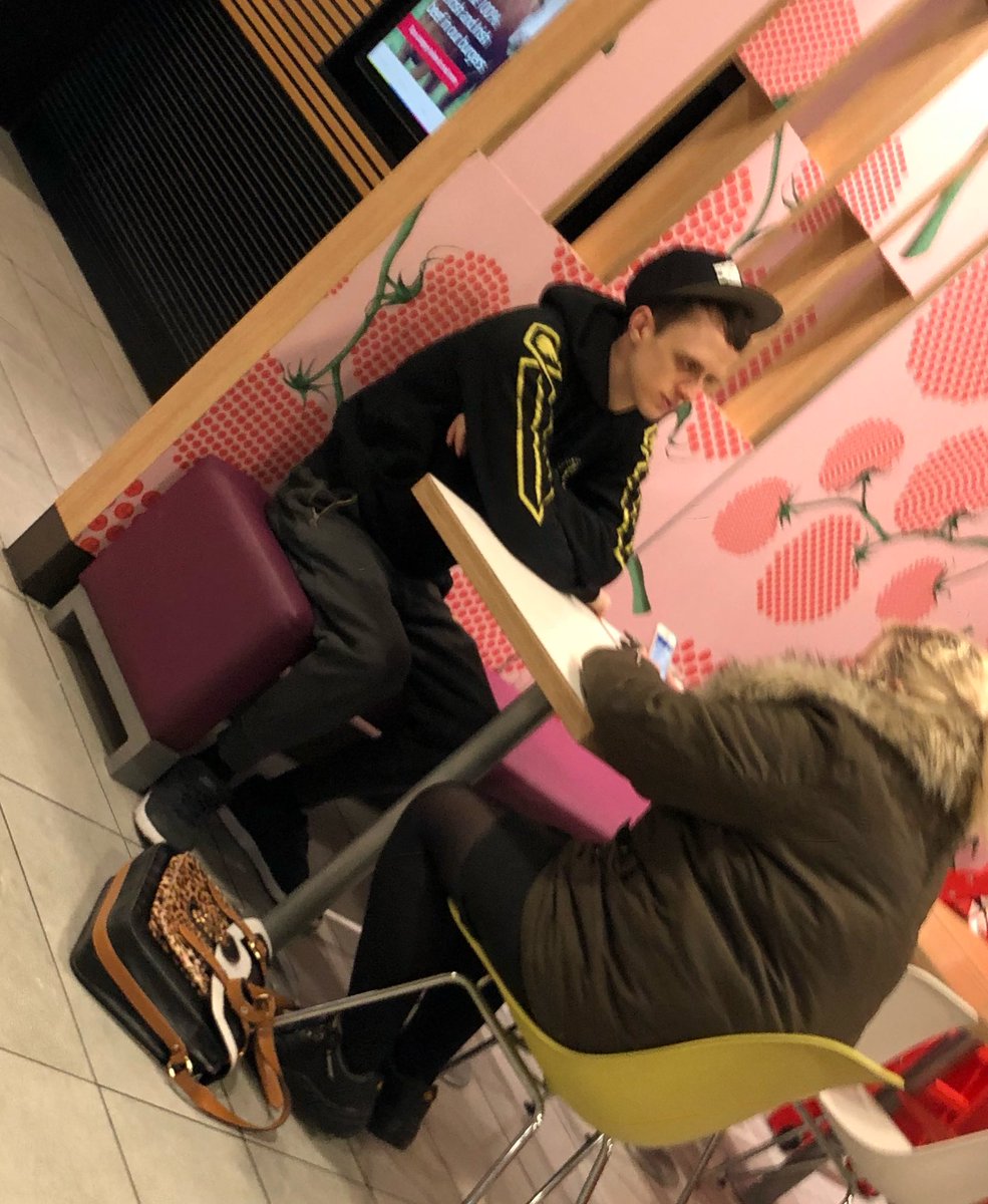 CredzzUK's tweet photo. @ProSyndicate This man be rocking the @SyndicateOG swag in McDonalds https://t.co/aAk4cpppLu