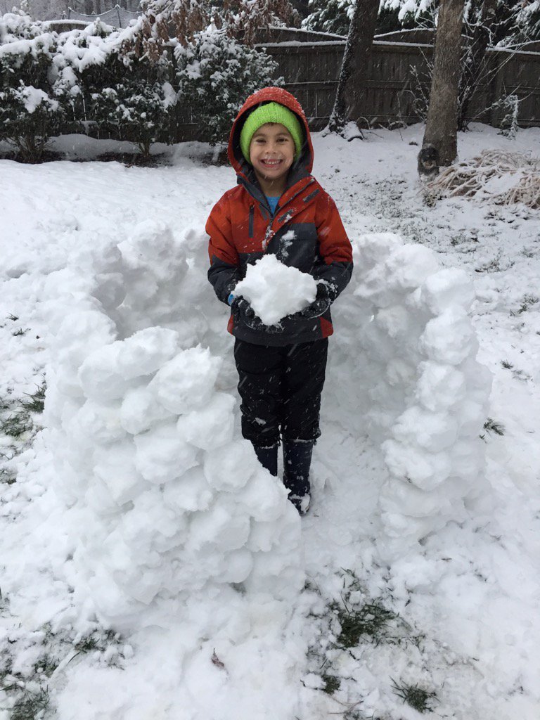 Noah #BaucomBuilds #snowfort @BaucomBuddies @baucomPTA @baucomMediaLab <a href="/WCPSS/">Wake County Public School System</a>