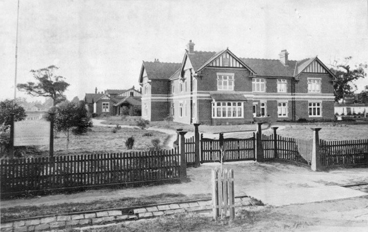 cgscga's tweet photo. Throwback Thursday: The Boarding House and Classrooms in 1912. Just a bit has changed since then!
#ThrowbackThursday #AustBoarding https://t.co/7QEBNUEdlD
