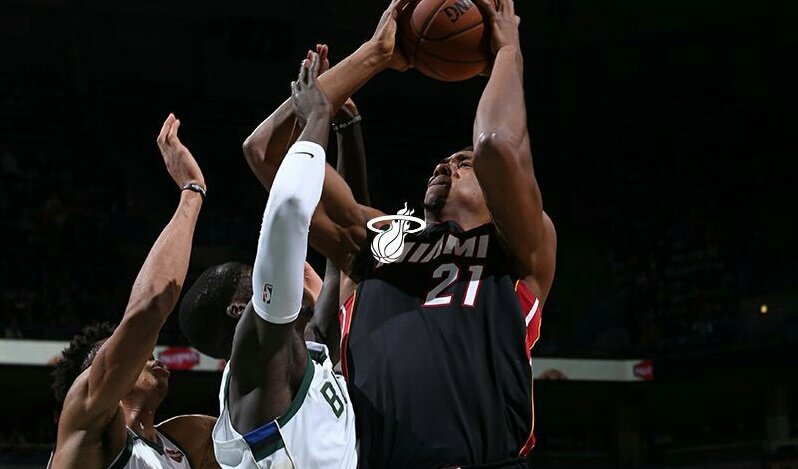 MiamiHeatBrasil's tweet photo. Partida gigante de Hassan Whiteside:
🔥 27 Pontos
🔥 13 Rebotes
🔥 6 Tocos
🔥 10-12 FG

#AgentBlock https://t.co/dey3GEugMq