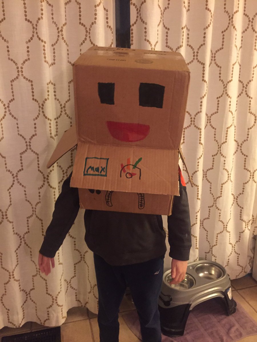 Momma On Twitter At Home Development Of Mr Robot - roblox robot character