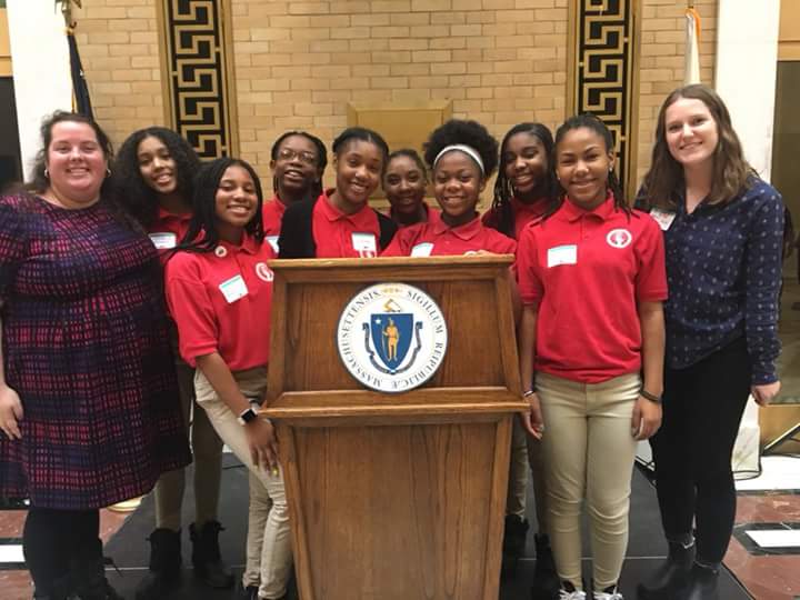 businessonlyt's tweet photo. The future is upon us. @MotherCaroline #MCA girls at the State House. #girlpower #mca25 #25thanniversary #picoftheday #nonprofit #allgirlsschool #support #massmentor @auntiejulierocks https://t.co/DuG4iSslCF