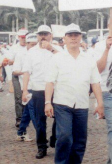 puk_fscm's tweet photo. Nemu foto aksi para pendahulu kita di @puk_fscm @FSPMI_KSPI  Jaman Old ✊😄 https://t.co/B50BPGPCFC