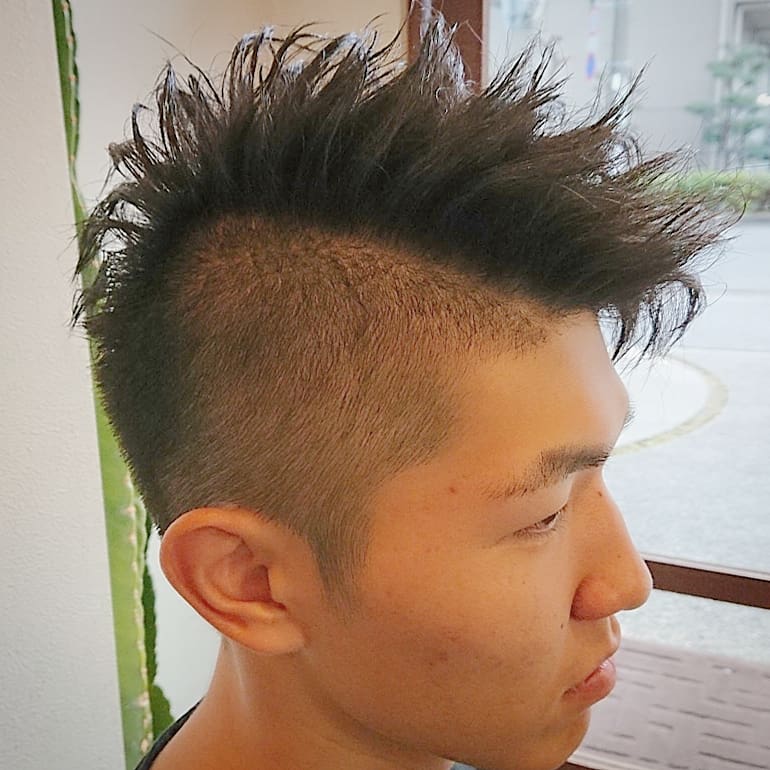 神戸 西区 Hair S Fukase ツイストパーマ シンサイ刈り の ツイスト パーマスタイル 神戸 西区 理容師 理容店 Barber Barber スタイル フェードカット メンズヘア 美容師 ヘアセット 束感 刈り上げ ロードバイク ヘアー サロン