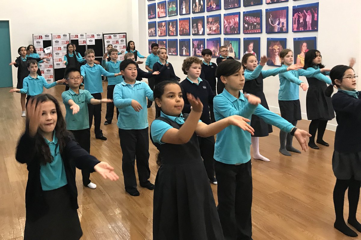 NAISPudong's tweet image. Year 5 have enjoyed learning the #Juilliard flash on dance in their Performing Arts lessons this week. Check out these action shots!
#NAEJuilliard #Peformingarts #Dance @NAEGC