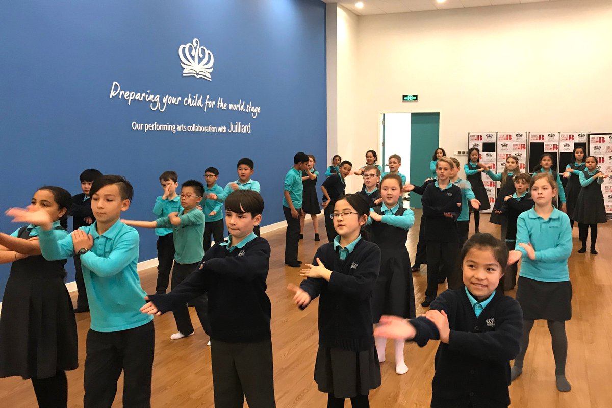 NAISPudong's tweet image. Year 5 have enjoyed learning the #Juilliard flash on dance in their Performing Arts lessons this week. Check out these action shots!
#NAEJuilliard #Peformingarts #Dance @NAEGC
