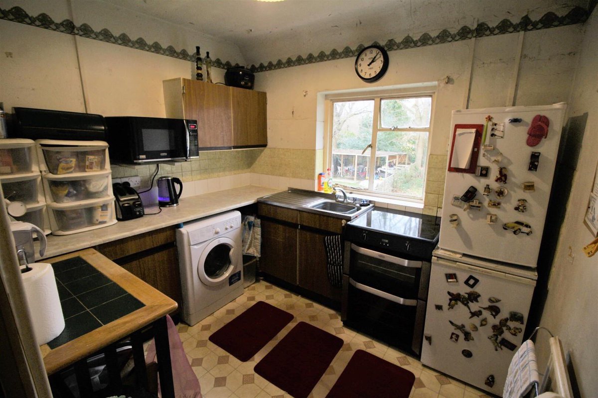 Surrey Estates tweet media