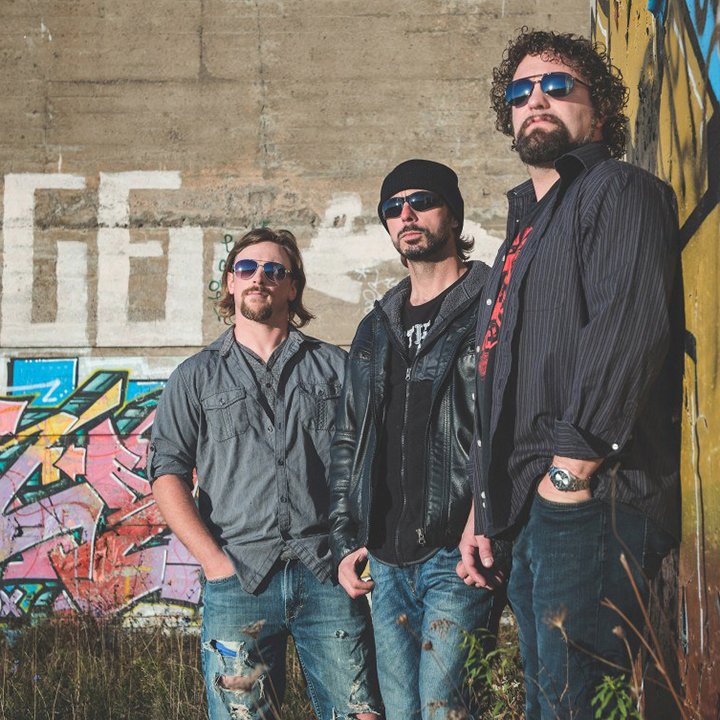 NOW: Up Close &amp; Musical with @mannonmaclyr featuring interviews &amp; music from Toronto's <a href="/MermaidsExist_/">Mermaids Exist</a> &amp; Halifax rockers <a href="/TriCityVillains/">Tri City Villains</a>. Listen online right here cjim.ca/live