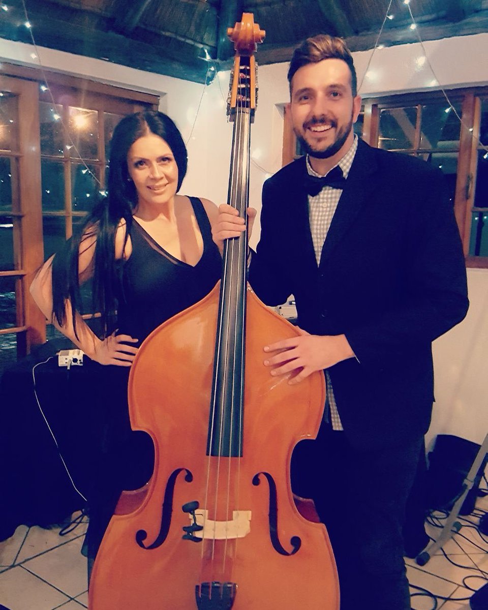 Morning Drive Show ERS 939fm.....Best Team.....Snazzy
#me #life #instamood #bored #picoftheday#love#funny #portrait#photooftheday #iphonesia