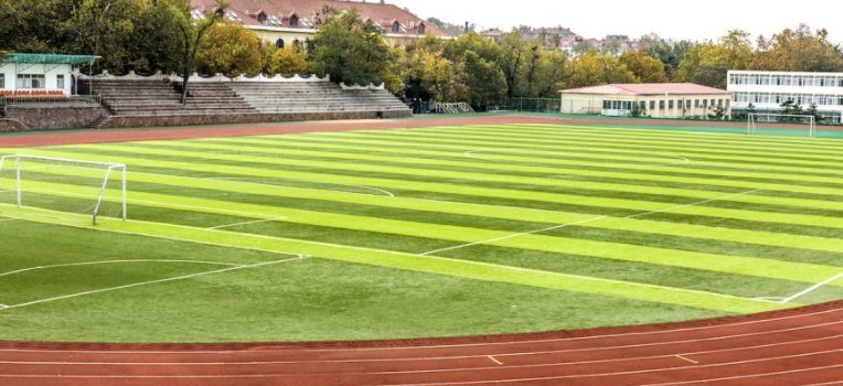 Paysalia's tweet photo. A lire sur #BlogPaysalia : Le #glossaire technique de l’entretien d’un terrain de #sport https://t.co/KcPRfIWvnD https://t.co/wjZqhi8yCm