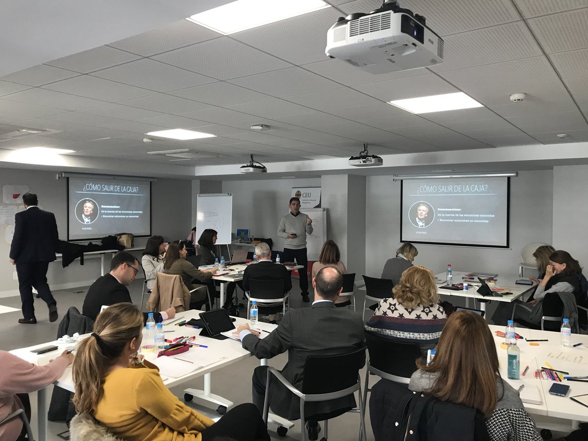 CuestaMaite's tweet photo. Comenzamos #papceu enero #siempremejorando, hoy #liderazgo toca pensar cómo trabajamos en los @ColegiosCEU https://t.co/1FbANYjQ5Y