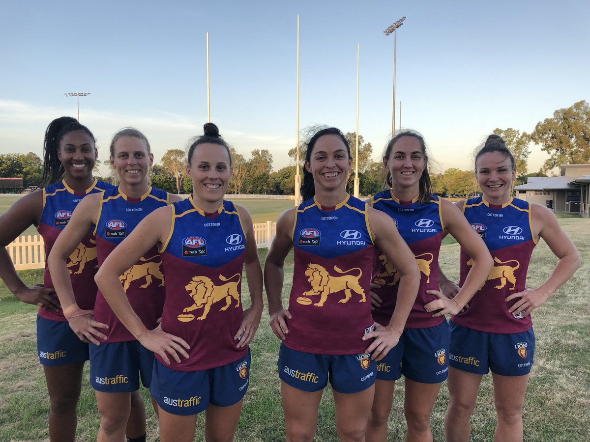 Emily Bates (@embatesy) on Twitter photo Honoured to be apart of this incredible leadership group. Lead by the one and only <a href="/Zilks/">Emma Zielke</a> ✊🏼 <a href="/lionsaflw/">Brisbane Lions AFLW</a> <a href="/aflwomens/">AFL Women's</a> Honoured to be apart of this incredible leadership group. Lead by the one and only <a href="/Zilks/">Emma Zielke</a> ✊🏼 <a href="/lionsaflw/">Brisbane Lions AFLW</a> <a href="/aflwomens/">AFL Women's</a>