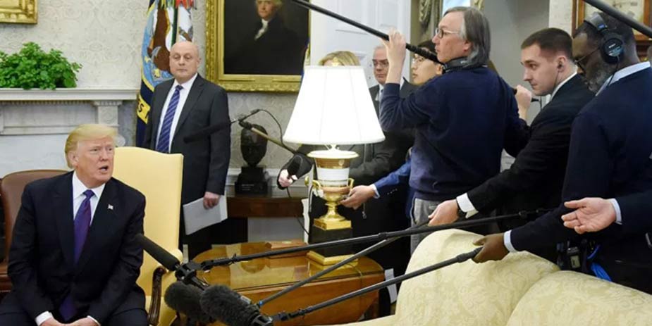 newsonepk's tweet image. Read More : newsone.tv/urdu/cnn-star-…
#JimAcosta #CNNreporter #AcostaTweet #DonaldTrump