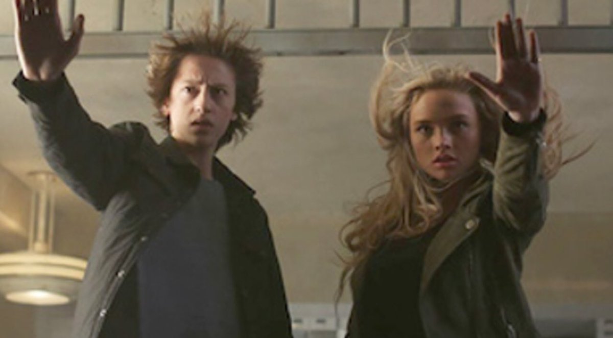 TheRefreshPod's tweet image. Wow that @TheGiftedonFOX finale was something else. There’s no actual X-Men but this show just gave us the most X-Men moment ever. @NatalieAlynLind &amp;amp; @EmmaDumont are standout amazing.