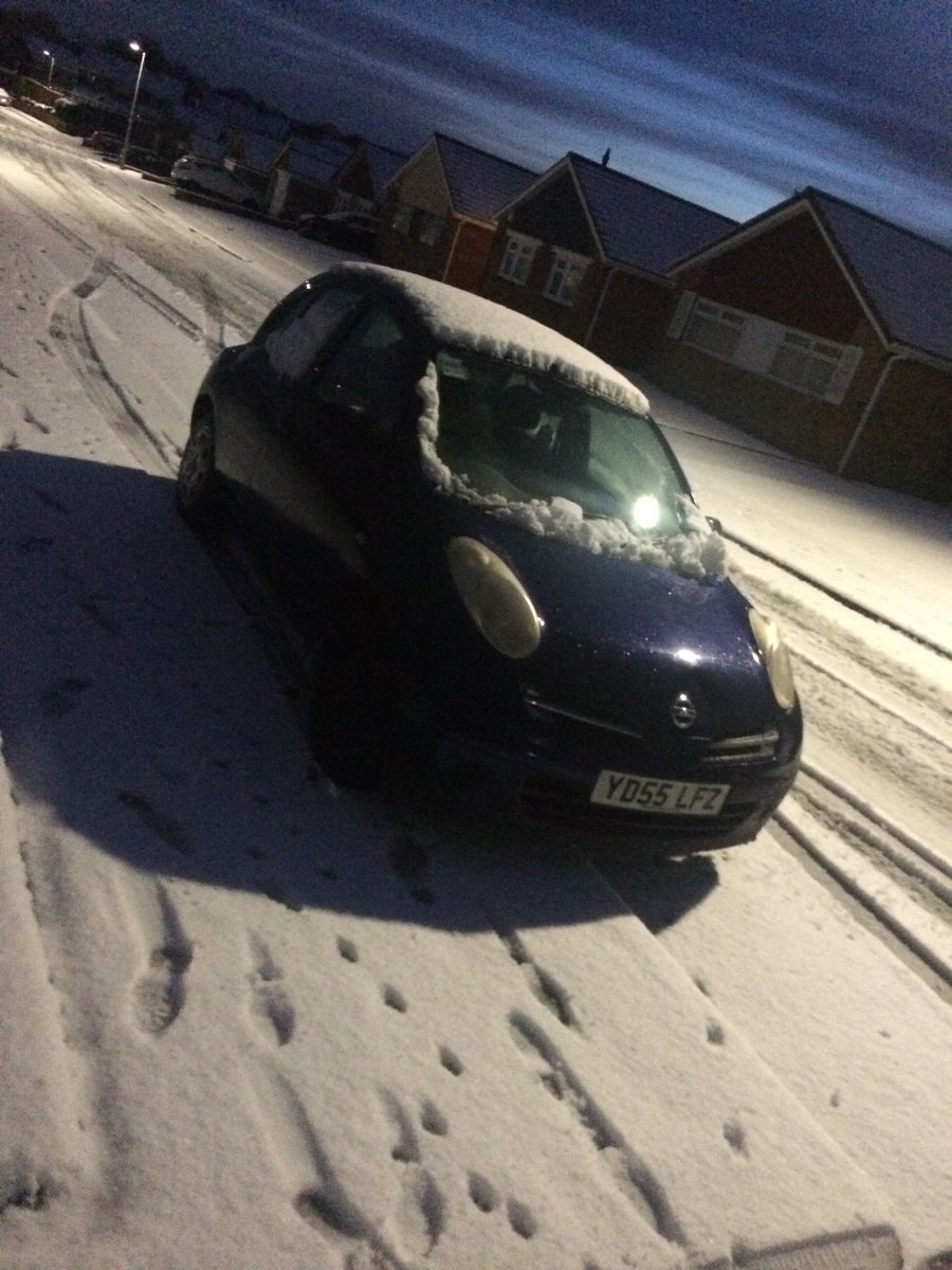 Emilylovesbecks's tweet photo. Back home after a 3 and a half hours round trip of 10 miles .... thanks @heartnortheast for keeping me updated and entertained!! #a19 #donteventryit #worstdriveever https://t.co/K6l4HcM6PB
