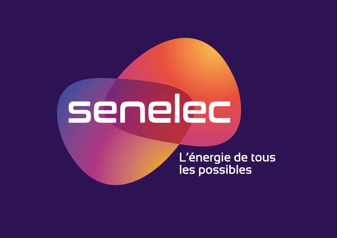 manetourerfm's tweet photo. @kebetu @221 @cesti @iGFMsn @Macky_Sall  @seneweb @leralpointnet .nouveaux visage et slogan de @senelec https://t.co/F4L9WBMnm6