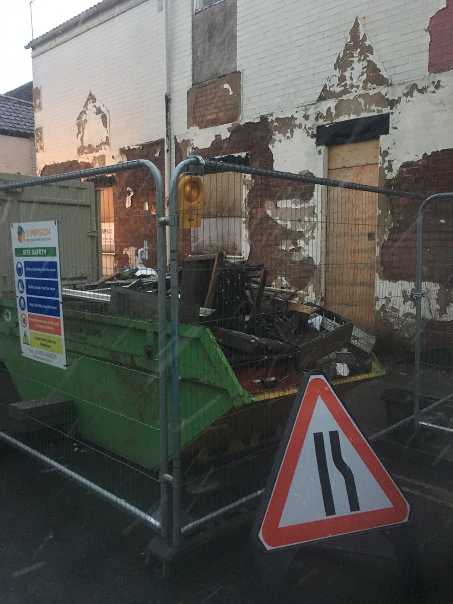 Simpsonbcuk's tweet photo. Cholmley street job update! The site essentials have arrived and work is underway 🔨🚧 @MindHEY @Simpsonbcuk  #renovation #jobupdate https://t.co/FVvynry59m