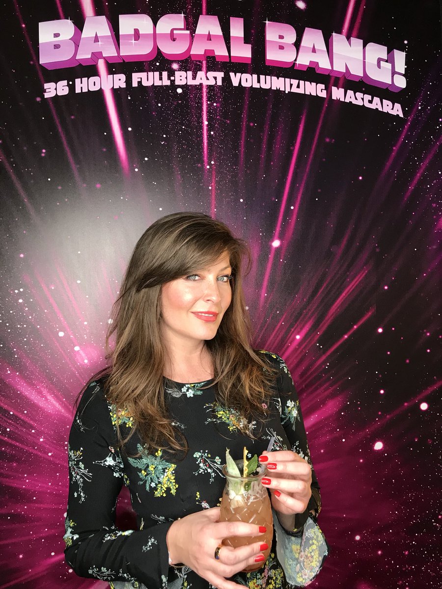 Thank you for such a fun evening <a href="/BenefitUK/">Benefit Cosmetics UK</a>! Absolutely love #badgalbang, what a fantastic product! 🙌🏻✨😍 #outofthisworld