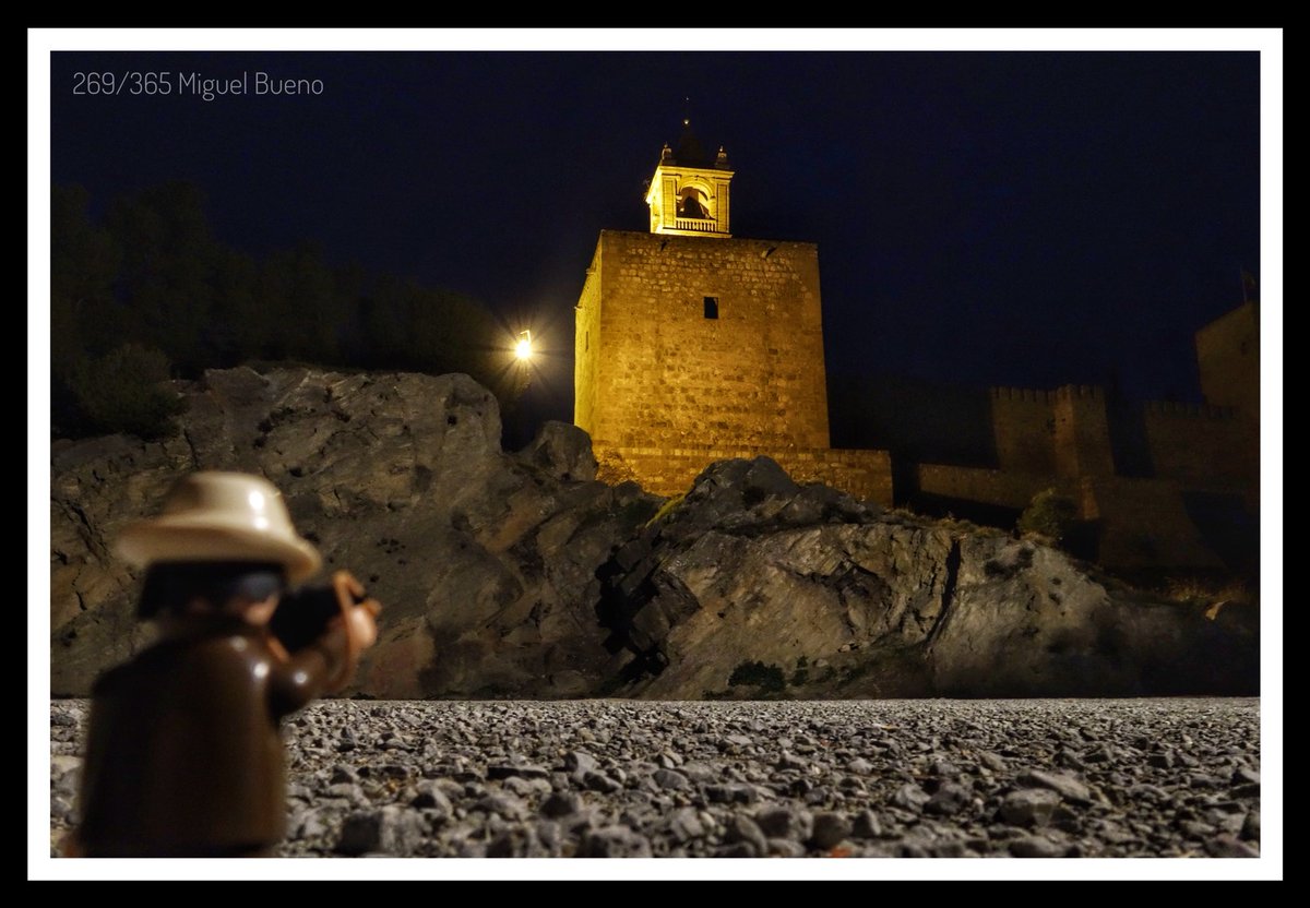 Miguel_BuenoL's tweet image. @planetantequera @playmobil @playm169/365. Antequera, fotogénica!!
#playmobil #clicke #proyecto365 #ok_malaga #total_malaga #loves_malaga #total_toyspics #instantesfotograficos #antequera @ElSoldAntequera @tu_historia
