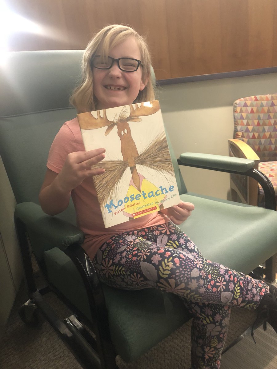 melting_meadows's tweet image. Harmony picked up this book and said, “Look, Mom! It’s Tyler!” #newbeard