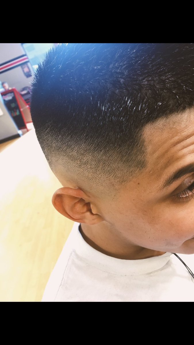 SportClipsUT123's tweet image. Re-post this for a FREE MVP!! Its almost the weekend and we know you need a little pampering to get you there!