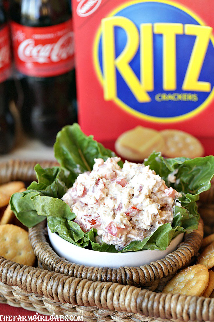 HopefulAtHome's tweet photo. 🥓 Did someone say bacon?! 🥓 [#ad]
This #BLT Dip from @thefarmgirlgabs looks AMAZING, and pairs perfectly with @Ritzcrackers and @CocaCola for Game Day! 
Get the details on this and other snacks here -->  https://t.co/rJxgQMCB2H

#TogetherForGameTime https://t.co/ZLDROuJ6nt