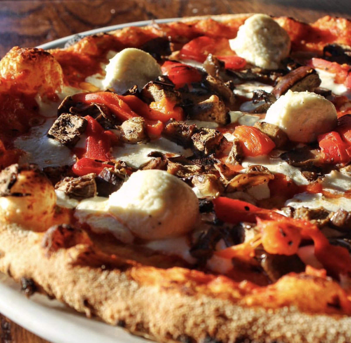 fandfpizza's tweet photo. Get up close and personal with our Giambotta Pizza; Roasted Eggplant, Mushrooms, Peppers and Fresh Brooklyn Ricotta Cheese! https://t.co/Gni5smne0L https://t.co/WSPpy29r7e