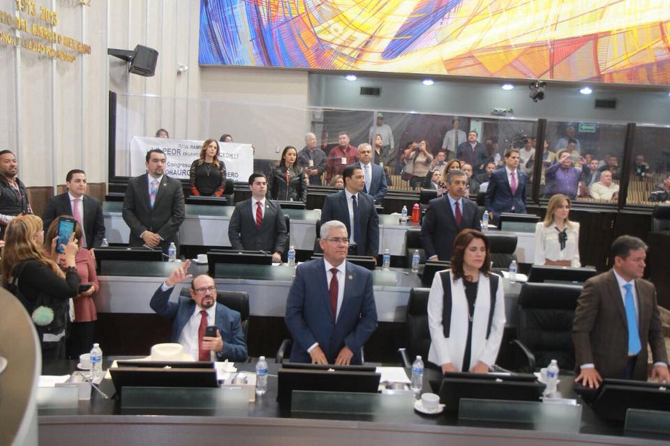 FalyBuelna's tweet photo. Iniciamos este día el periodo ordinario de sesiones cumpliendo en tiempo y forma con el proceso para nombrar al nuevo Presidente de la Comisión Estatal de Derechos Humanos comprometidos en la transparencia y en estricto apego a lo que marca la ley. https://t.co/1dQ6QrCzvq