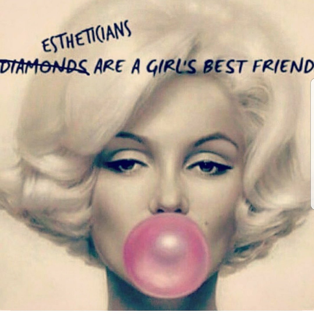 VEGAS! Need a wax or a facial? Call us! (702)778-2277 ... We are located downtown and we have FREE PARKING! 🎉 ilovebombshell.com #dtlv #lasvegas #lasvegassalon #offers #Vegas