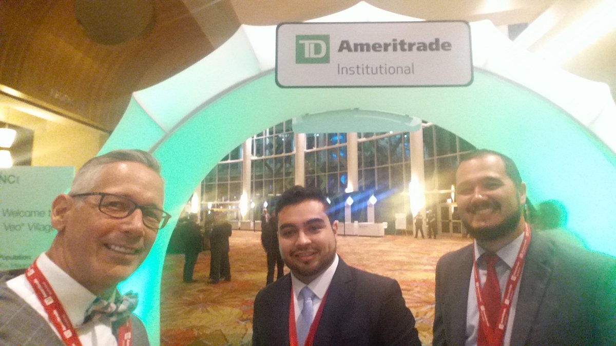 ConnorsWealth's tweet photo. Hanging out at the @TDA4advisors arch for a brief break! #NationalLINC #FinancialAdvisors #ConstantLearners https://t.co/zxipRmWLGr