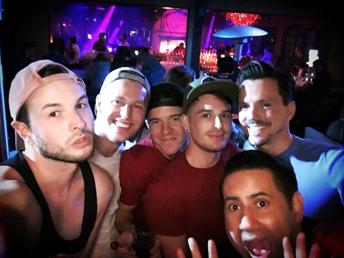 OntheRocksOnAir's tweet image. #nightout @TheAbbeyWeHo @GayWeHo @enriquesapene @JJKnightXXX @BrentCorrigan