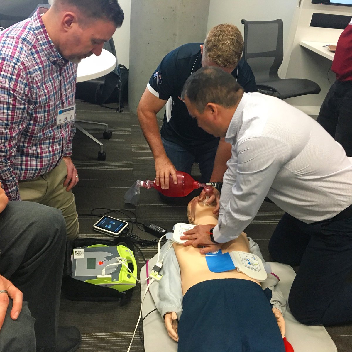 FIERCEcert's tweet photo. High performance #CPR University! Spreading life saving skills to students from around the world. ⛑💙🌎 #savealife https://t.co/5cbyf144gP
